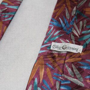 Oleg Cassini Silk Necktie Multicolor Abstract Leaf Designer Vintage Tie